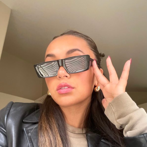 1-2024-alyssarevecho-girlsnight-glossyblacksunglasses_resized