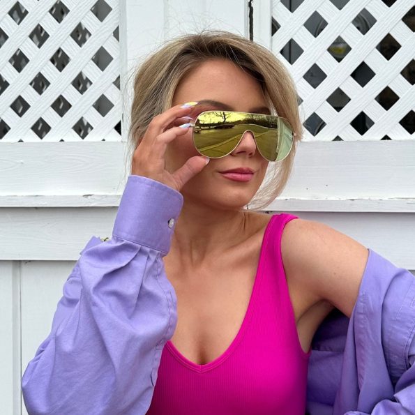 dime-marielhiggs-tarzana-gold-cyan-mirror-polarized-sunglasses-3