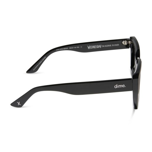 dime-optics-wednesday-nevermore-academy-uniform-black-grey-gradient-polarized-sunglasse-alt-3